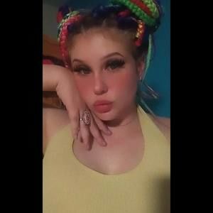 Meet your Posher, Vita